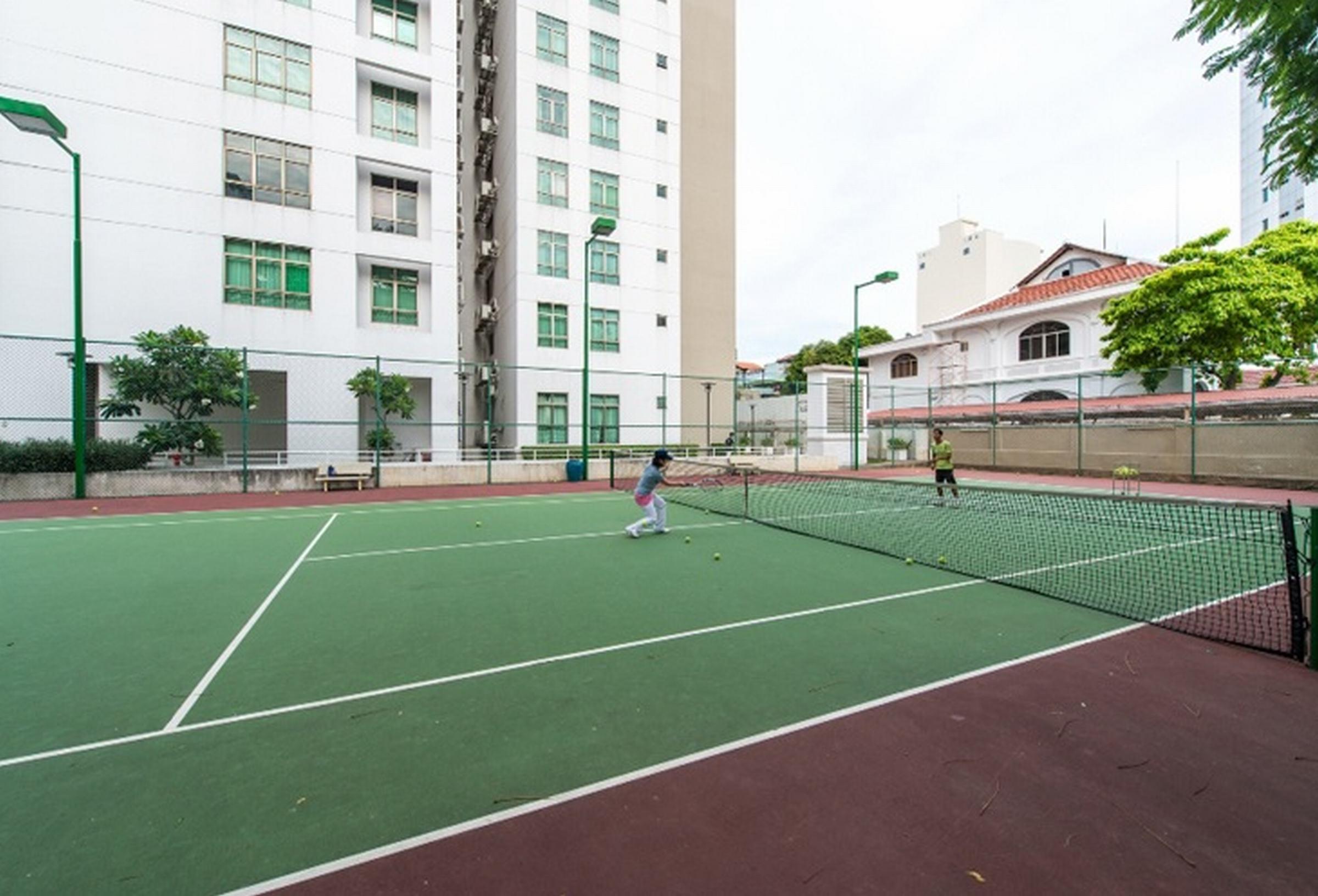 Somerset Ho Či Minovo Město Exteriér fotografie Tennis court