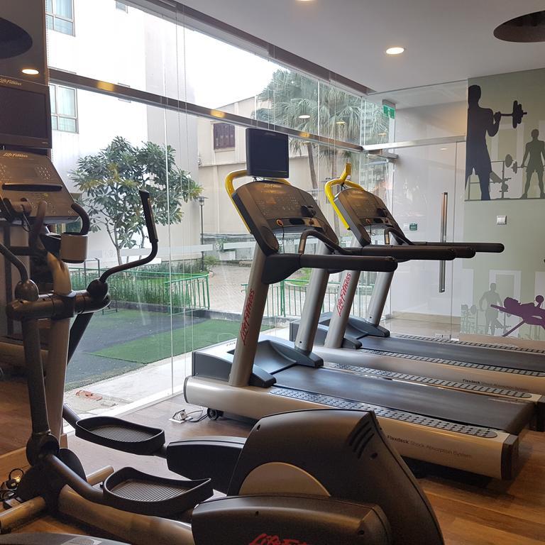 Somerset Ho Či Minovo Město Exteriér fotografie A treadmill